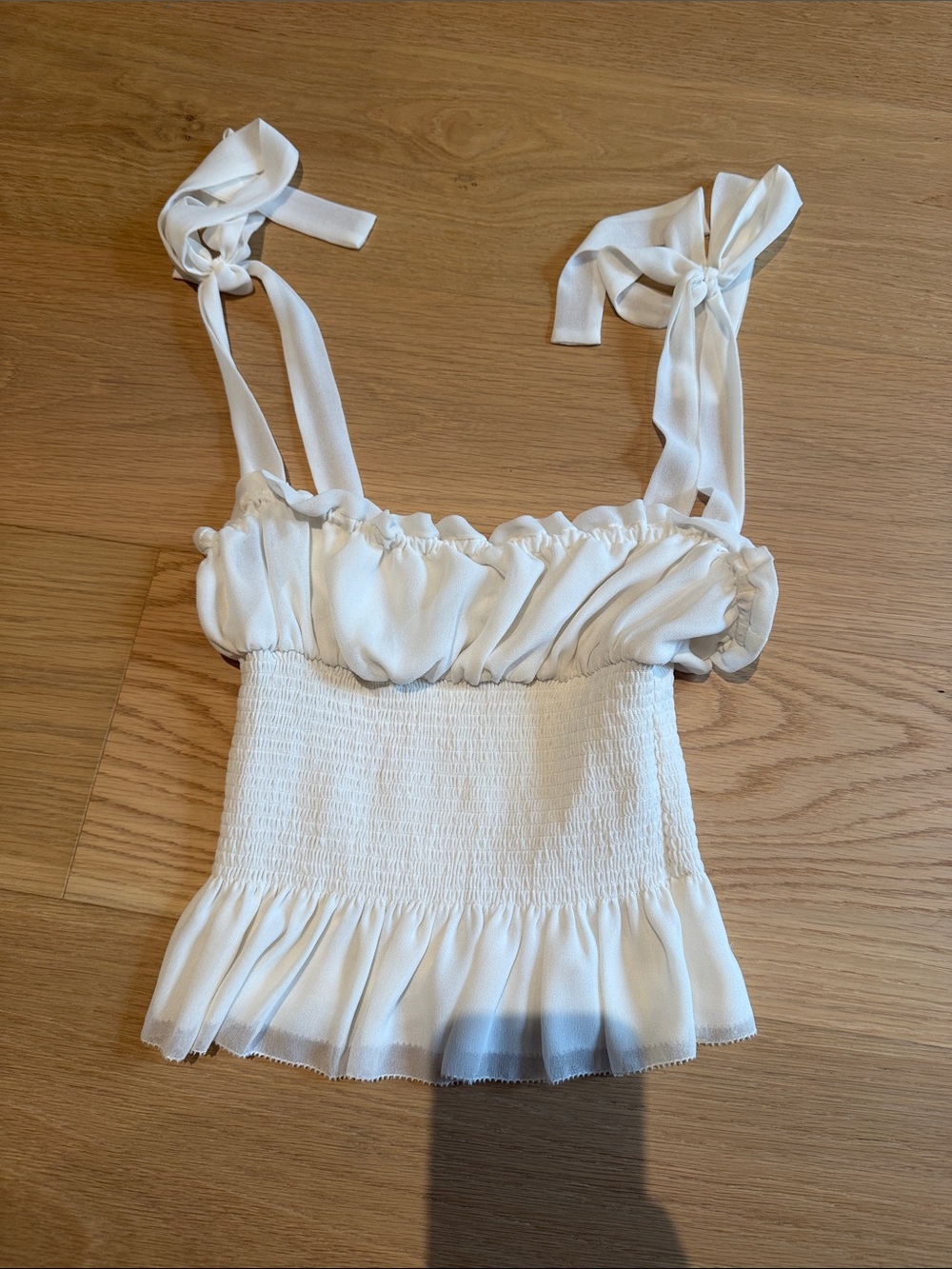 Aritzia Wilfred White Smocked Peplum Tie-Shoulder Tank Size 2XS - Picture 1 of 3